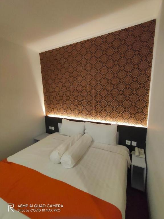 Front One Boutique Tugu Muda Semarang Hotel ภายนอก รูปภาพ